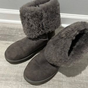 Ugg grey tall boot women’s 8